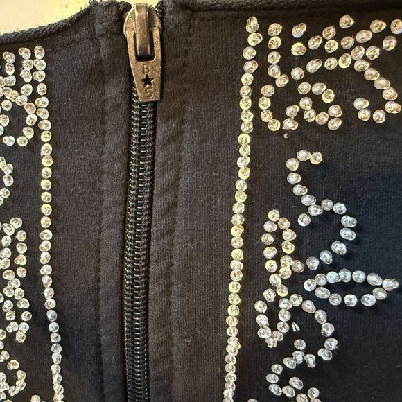 Bebe Sport Black Top SZ Medium Embellished Zip-Up Cold Shoulder Athleisure - Picture 7 of 9